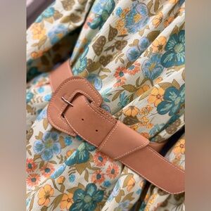 Vintage 90’s Light Tan Wide Leather Big Buckle Belt, Size S